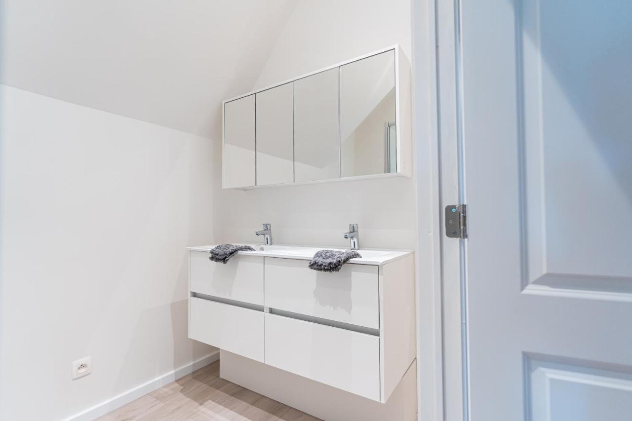 Raesborre Homes - Self Check-In Leuven Eksteriør bilde